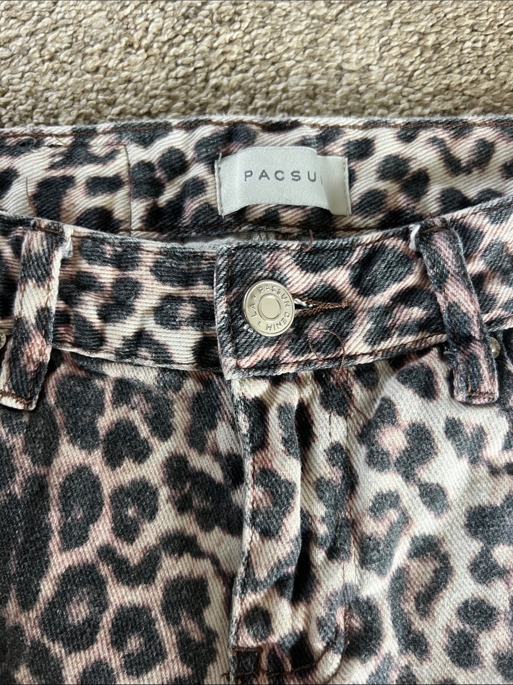 PacSun Leopard Print Wide-Leg Pants in Black and Brown - Picture 3 of 5